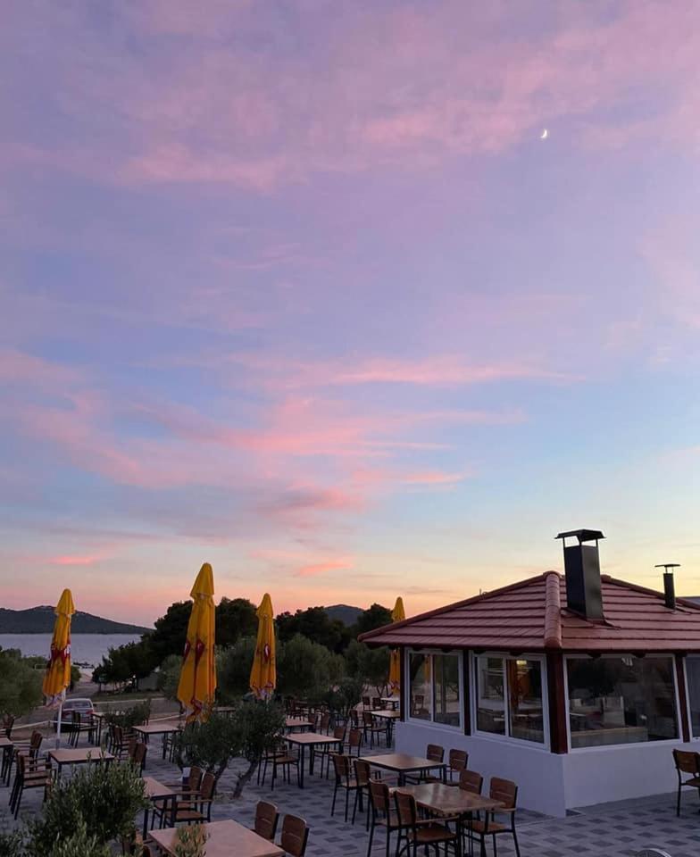Hollers Holiday Homes Haus Mary Drage Bagian luar foto